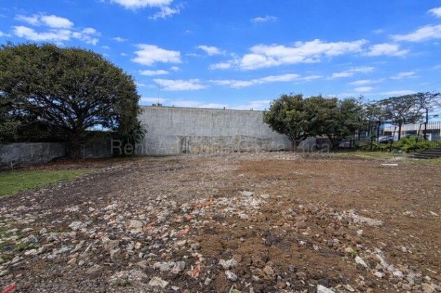 Se vende lote en Escazú San José 26-1100 en San Rafael, Escazú, San José — $1,200,000