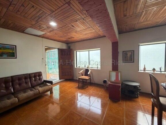 MLS-26-1802 VENTA CASA SAN JUAN DE DIOS SAN JOSE CONTACTENOS AL # 88987222 en San Juan De Dios, Desamparados, San José — ₡ 130 000 000