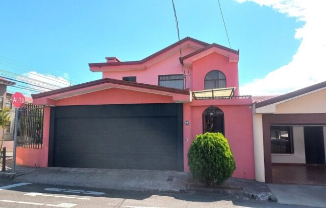 Casa en Venta en Moravia, San José. RAH 25-1770 en San Vicente, Moravia, San José — $260,000