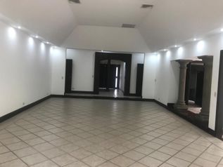 VENTA / Preciosa Casa en Lindora, Santa Ana, San José in Pozos, Santa Ana, San José — $780,000 - Photo 2 of 25