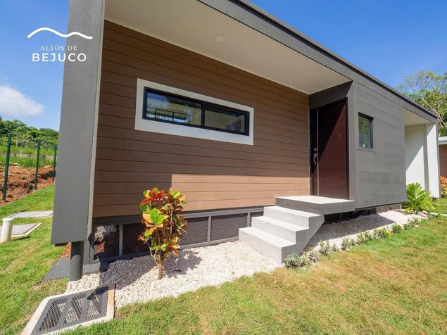 CASA EN VENTA EN RESIDENCIAL ALTOS DE BEJUCO, PARRITA, PUNTARENAS en Parrita, Puntarenas — $270,000,000
