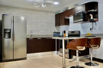 Venta de Confortable Casa en Colón, Mora / Mls. 25-1434 OFC JB in Colón, Mora, San José — $210,000 - Photo 4 of 10