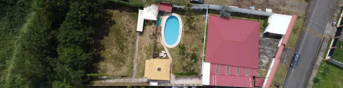 For Sale, Spacious House, Santo Domingo, Heredia in Pará, Santo Domingo, Heredia — $450,000 - Photo 2 of 30