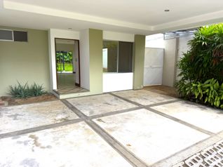 CASA EN VENTA | SAN PABLO, HEREDIA | AMPLIO JARDÍN PARA DISFRUTAR in Pará, Santo Domingo, Heredia — $279,000 - Photo 5 of 26