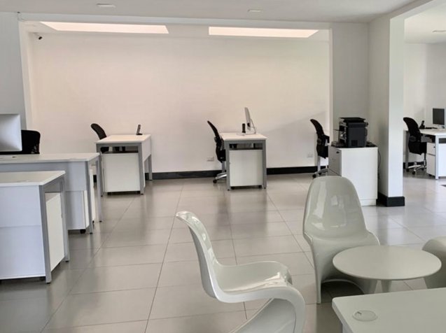 Se alquilan Oficinas de lujo en Rohrmoser, cerca de Torre Cordillera en Pavas, San José — $16,000
