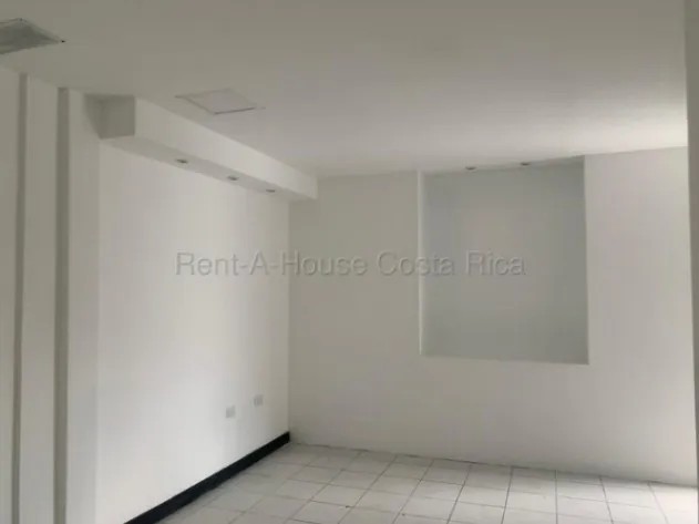 Alquiler de Local Comercial en Barrio Escalante. RAH 27-51 en Carmen, San José — ₡ 1 200 000 - Foto 3 de 10