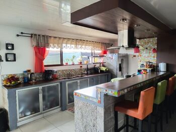"SE VENDE UN SUEÑO DE PROPIEDAD Y CASA MUY CÉNTRICA EN SAN VITO DE COTO BRUS" en San Vito, Coto Brus, Puntarenas — 145 000 000 ₡ - Foto 5 de 24