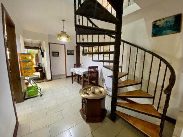 Venta de Casa en San Rafael de Escazú. RAH 25-678 en San Rafael, Escazú, San José — $490,000