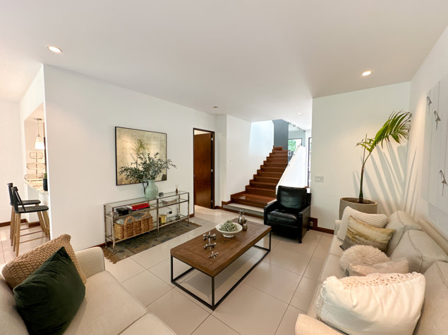 Venta de casa con excelente ubicación en San Rafael de Escazú in San Rafael, Escazú, San José — $360,000 - Photo 3 of 20