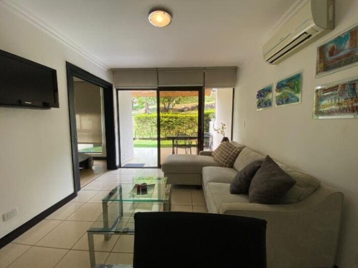 Alquiler de Apartamento en Santa Ana, San José. RAH 25-1574 en Santa Ana, San José — $1,150 - Foto 3 de 6