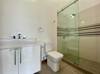 En Venta Casa de Lujo en San Rafael de Escazû. en San Rafael, Escazú, San José — $525,000 - Foto 5 de 20