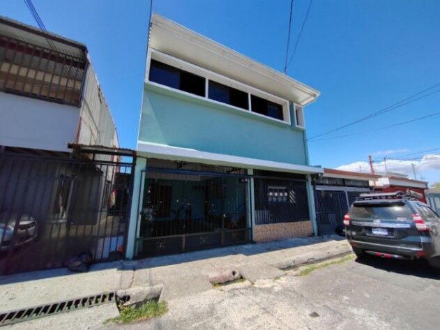 Venta de 4 Apartamentos en San Antonio de Alajuela. en San Antonio, Alajuela — ₡ 86 000 000