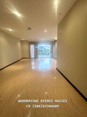 Escazú apartamento en alquiler $1.700 / 156 mts. /3 dormitorios en Escazú, San José — $1,700 - Foto 2 de 15