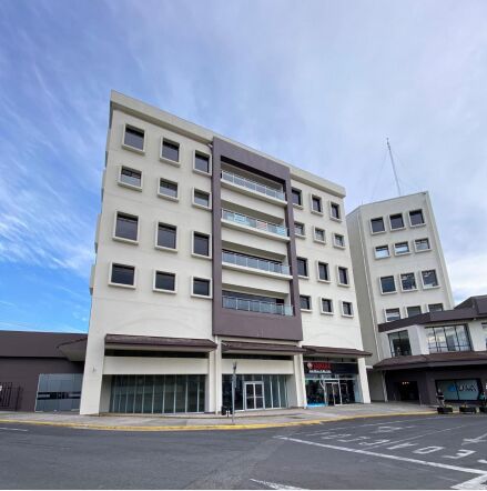 ALQUILER DE LOCAL, HEREDIA, SAN FRANCISCO, CN PASEO DE LAS FLORES. en San Francisco, Heredia — $2,033
