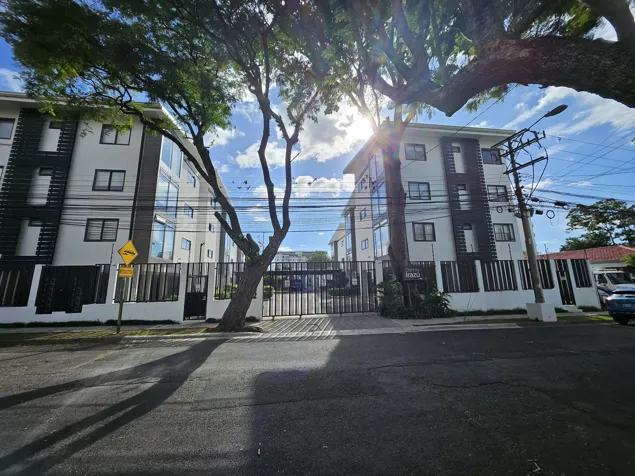 Condominio en Distrito Irazu  , Uruca San Jose en Uruca, San José — $175,000