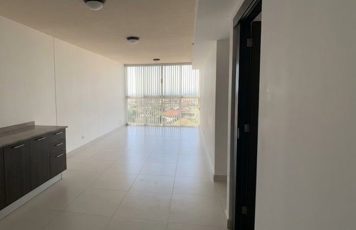 ALQUILER DE APARTAMENTO, HEREDIA, SAN RAFAEL, CONDOMINIO ALTAVISTA en San Rafael, Heredia — $1,100 - Foto 3 de 17