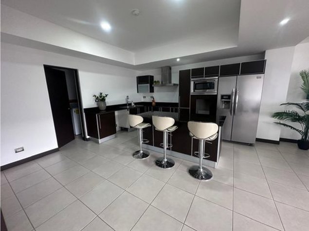 ALQUILER DE APARTAMENTO, SAN JOSE, ESCAZÚ, LOS LAURELES - 10249299 en Escazú, San José — $2,650