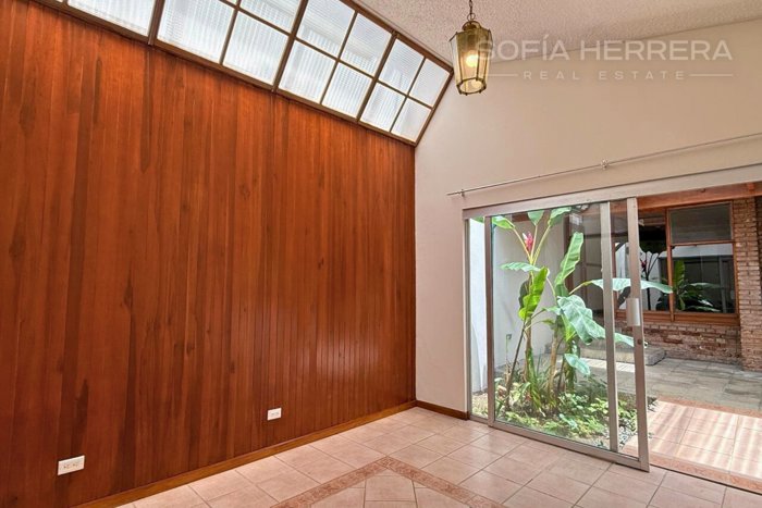 Venta Casa Freses Curridabat en Curridabat, San José — $800,000 - Foto 3 de 24