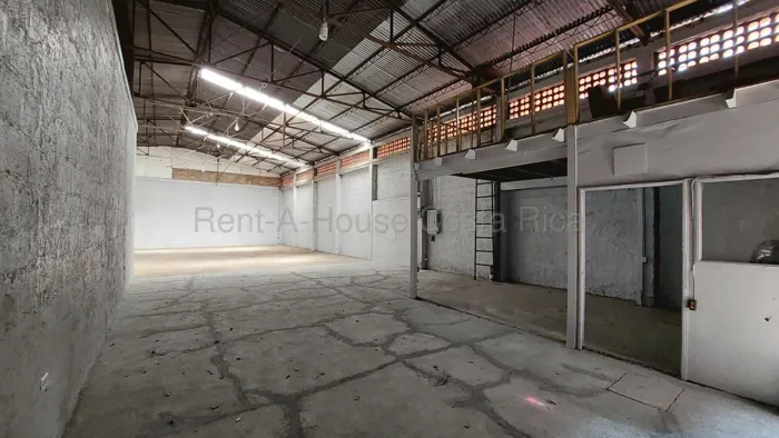 Alquiler de Bodega en Hospital, San José. RAH 26-1760 en Cangrejal, Acosta, San José — ₡ 850 000 - Foto 3 de 10