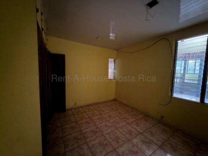 Venta de Casa con Uso Mixto en Desamparados #27-193 GS en Desamparados, San José — $194,000