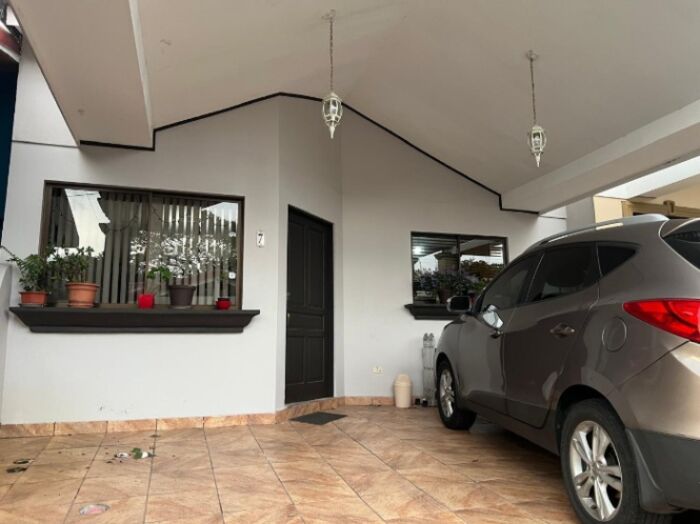 Venta de Casa en La Unión, Cartago.  en Tres Ríos, La Unión, Cartago — $130,500