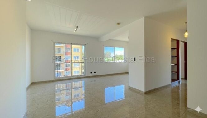 Alquiler de Apartamento en Escazú-San Rafael. RAH 26-1616 in San Rafael, Escazú, San José — $1,300