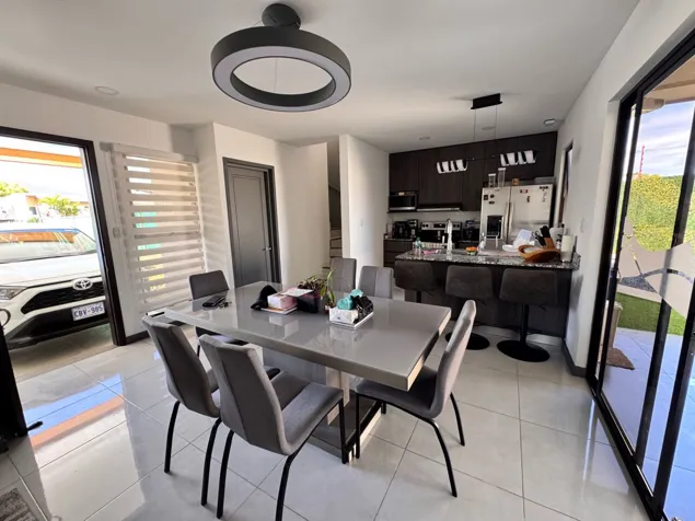 Venta de casa en Condominio La Floresta, 4 habitaciones in Concepción, La Unión, Cartago — $360,000 - Photo 2 of 27