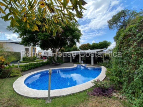 Alquiler de Casa en Santa Ana-Piedades. RAH 26-1471 en Piedades, Santa Ana, San José — $2,100