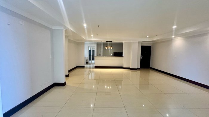 Alquiler Apartamento 2 habitaciones | Torres del Lago | Frente Sabana en Mata Redonda, San José — $1,700 - Foto 3 de 20