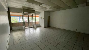 Alquilo Local Comercial para Oficina, Bodega - Foto 2 de 3