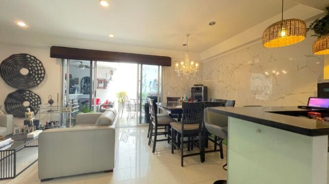 CASA EN VENTA EN SAN RAFAEL ESCAZÚ en San Rafael, Escazú, San José — ₡ 275 000