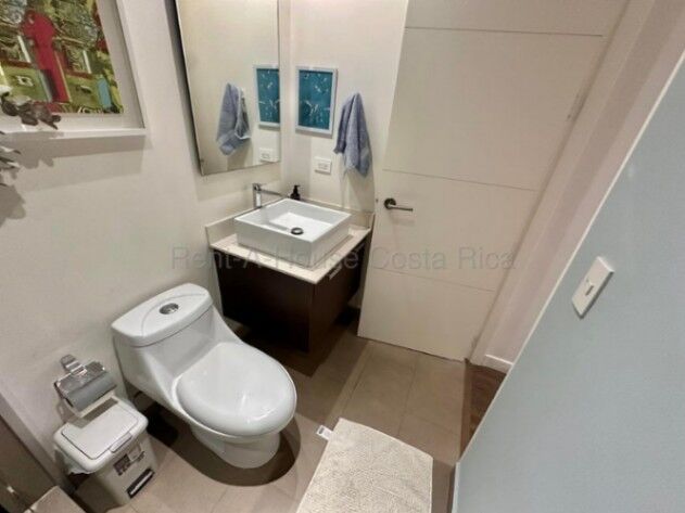 Venta de Apartamento en Escazú-San Rafael. RAH 26-2048 en San Rafael, Escazú, San José — $235,000