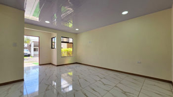 Casa nueva de 3 habitaciones en venta en Montezuma, Grecia en Mercedes, Atenas, Alajuela — 115 000 000 ₡ - Foto 2 de 16