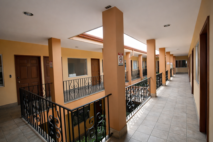 Edificio con Potencial Hostal Airbnb Cerca de La Sabana y Paseo Colón en Pavas, San José — $750,000 - Foto 2 de 12