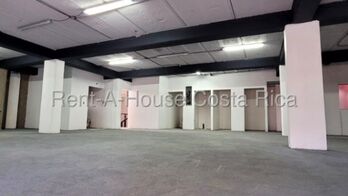 Edificio comercial para inversionistas en Occidental, Cartago — 468 000 000 ₡ - Foto 4 de 18