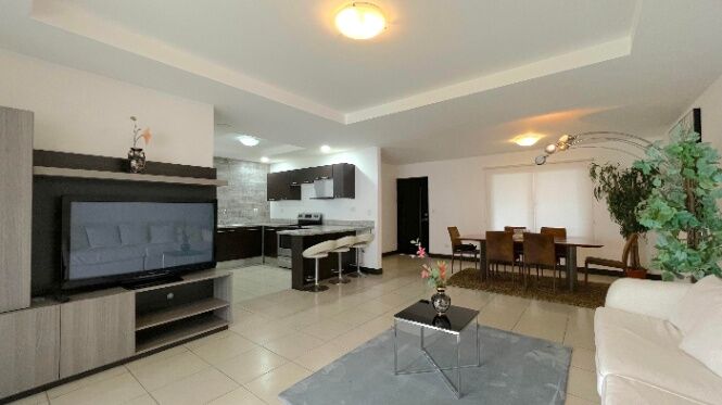 Venta Casa en Escazú in San Rafael, Escazú, San José — $319,000