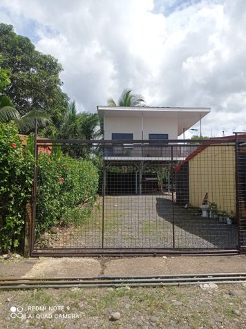 VENTA DE CASA Y APARTAMENTO, LIMÓN, SIQUIRRES in Pacuarito, Siquirres, Limón — ₡ 22 000 000