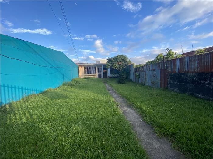 Propiedad en Heredia Centro in Heredia — ₡ 95 000 000 - Photo 2 of 2