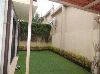 Venta de Preciosa Casa en Escazú / Mls. 25-1213 OFC JB en San Rafael, Escazú, San José — $450,000 - Foto 5 de 14