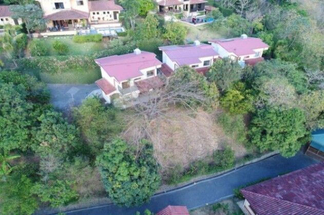 Venta de Propiedades en Santa Ana, San José. RAH 22-1430   en Brasil, Santa Ana, San José — $600,000