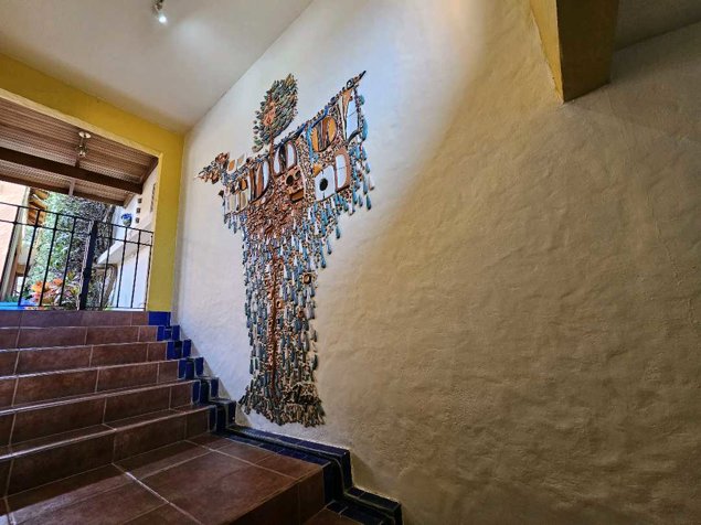 VENDO CASA EN RESIDENCIAL ALTAMONTE in Curridabat, San José — $400,000 - Photo 3 of 17