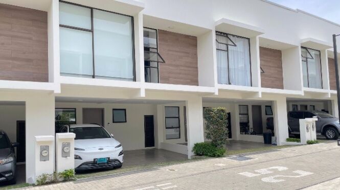 Venta de Casa en San Antonio de Escazû. in San Antonio, Escazú, San José — $230,000