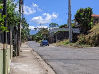Se vende casa en remate bancario, para inversión o vivienda - Sarchi en Sarchí Norte, Sarchí, Alajuela — $104,720 - Foto 4 de 37