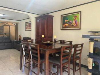 Venta de Casa en Pozos de Santa Ana. RAH 26-1072 PRECIO REBAJADO in Pozos, Santa Ana, San José — 123 000 000 ₡ - Photo 5 of 6