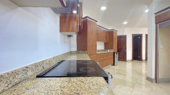 Venta de casa en condominio de Curridabat en Sánchez, Curridabat, San José — $1,800,000