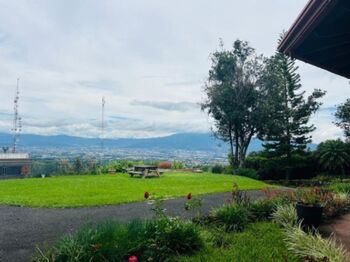 CASA EN VENTA EN SAN RAFAEL HEREDIA en Ángeles, San Rafael, Heredia — $500,000 - Foto 5 de 13