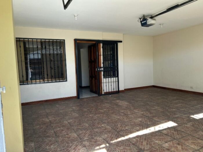 Venta de Bella Casa en Cartago / JB OFC Mls. 25-1506 en San Juan, La Unión, Cartago — $174,000