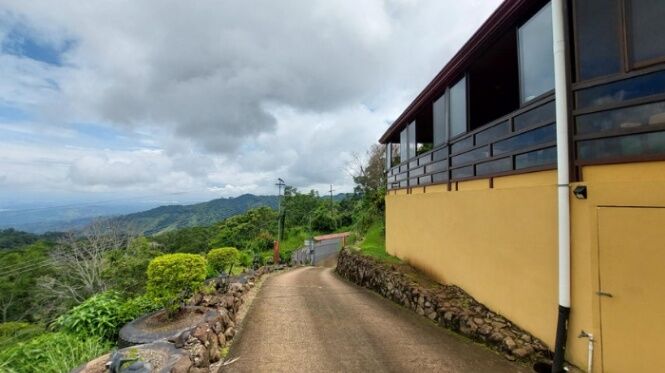 Venta de Casa en Puriscal-Santiago, San José. RAH 27-63 en Santiago, Puriscal, San José — ₡ 180 000 000