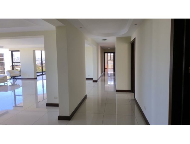 Apartamento en Venta en Escazú, San Rafael. 5PVV9851669 in San Rafael, Escazú, San José — $495,000 - Photo 2 of 21