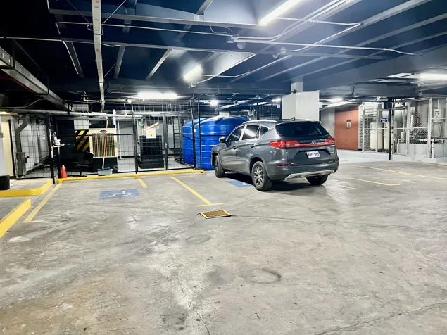 Se alquila edificio comercial en San José centro en Catedral, San José — $18,000 - Foto 3 de 43